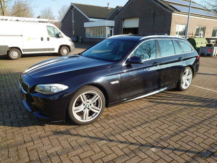 BMW 5-Serie 523I Touring 200KW Aut8 2010 Zwart