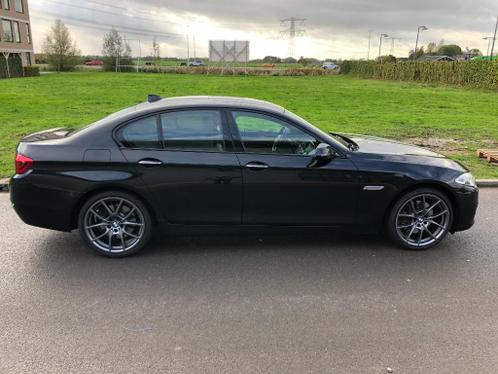 BMW 5-Serie 530D High Executive Sedan Shadowline 2015 Zwart