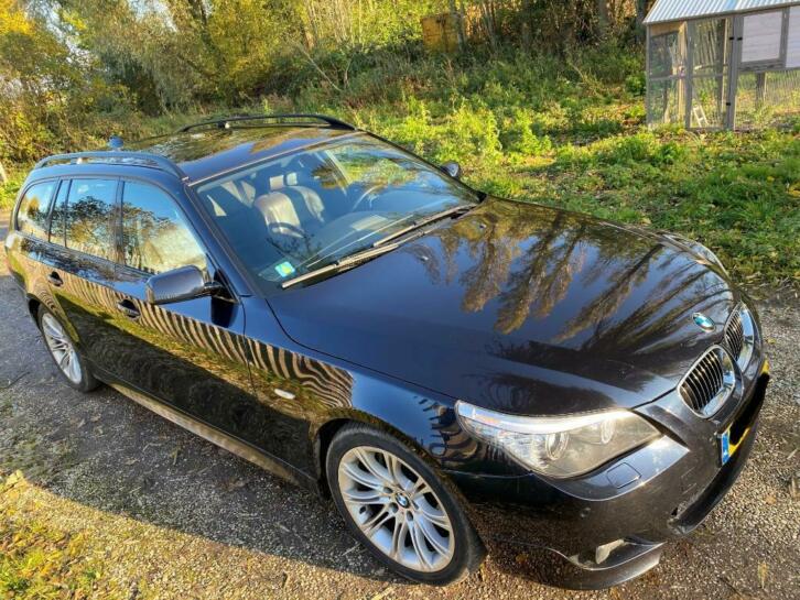 BMW 5-Serie 535D Touring AUT 2009 Zwart