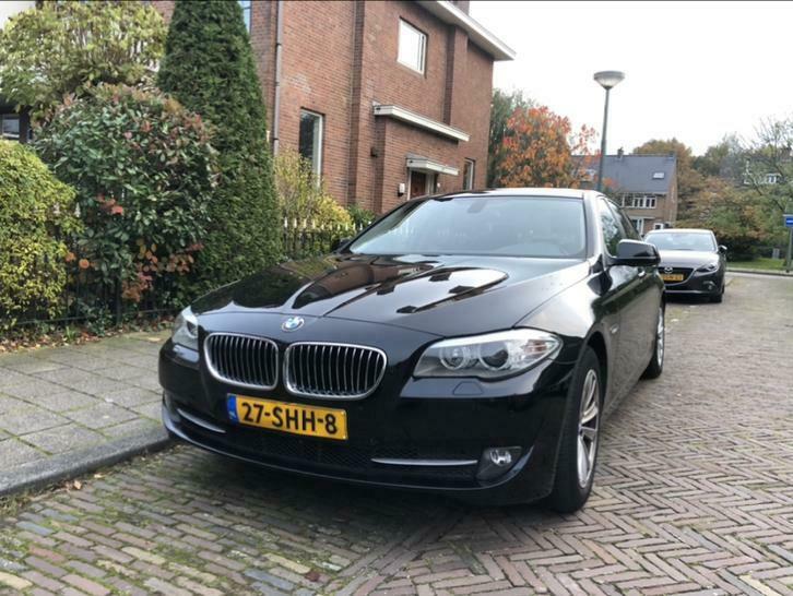 BMW 5-Serie (f10) Met Schade 520i 184pk Aut. 2011 Zwart