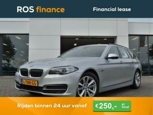 BMW 5 Serie Touring 518d Luxury Edition Vol Leer Stoelverwar