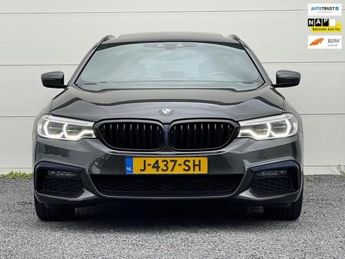 BMW 5-serie Touring 520i Orig NL M-Sport PANO VIRTUAL SFEER