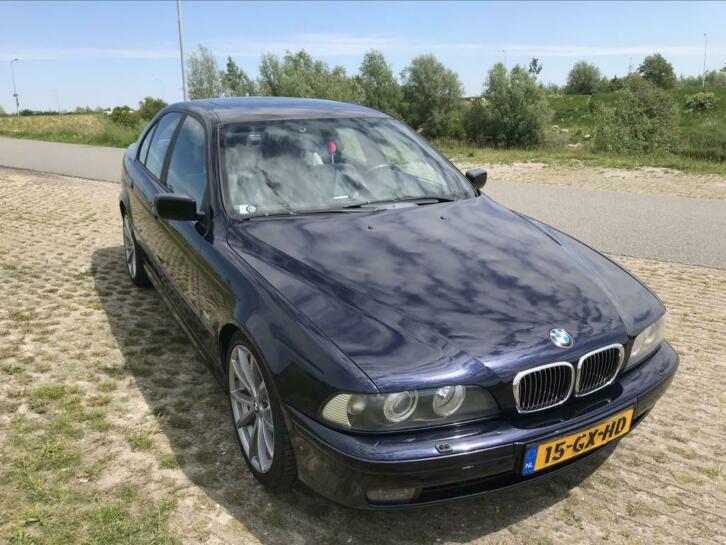 BMW 528i e39 2001 facelift