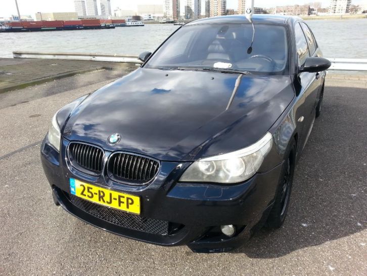 BMW 535D AUT 2005 Carbonblack M5