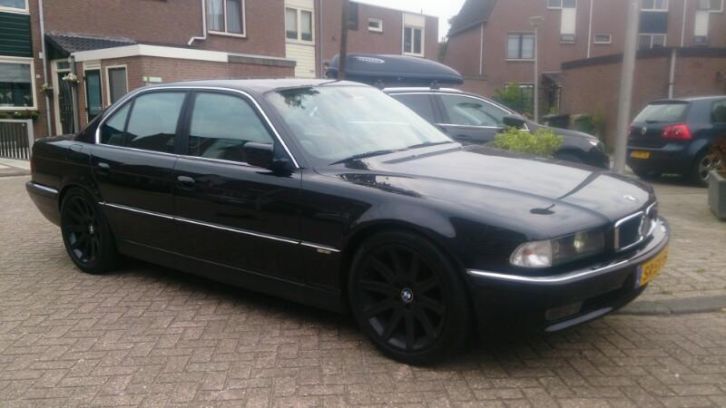 BMW 7-Serie 2.8 I 728 AUT 1998 Zwart