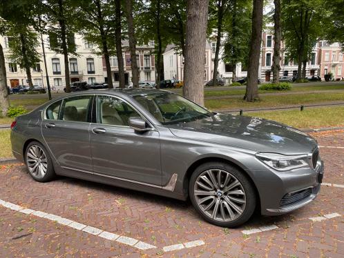 BMW 7-Serie 3.0 730D AUT 2016 Grijs