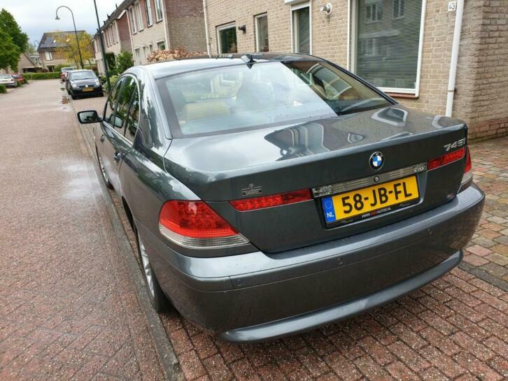 BMW 7-Serie 4.4 745I AUT 2002 YOUNGTIMER NAP BOMVOL