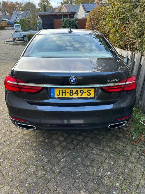 BMW 7-Serie 4.4 750I AUT 2016 Grijs