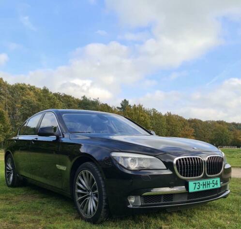 BMW 750i 4.4 V8 408Pk VERKOCHT Twin Turbo Zwart 2011