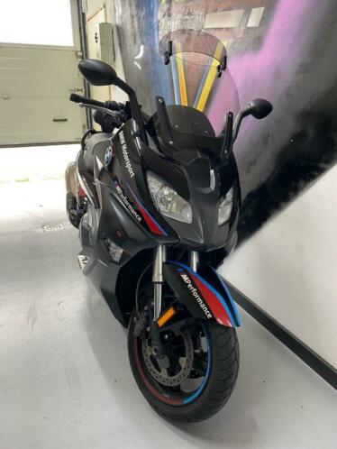 Bmw c 650 Sport met Akrapovic demper