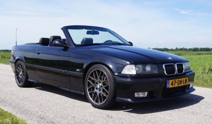 BMW E36 328i Cabrio 1997 Zwart