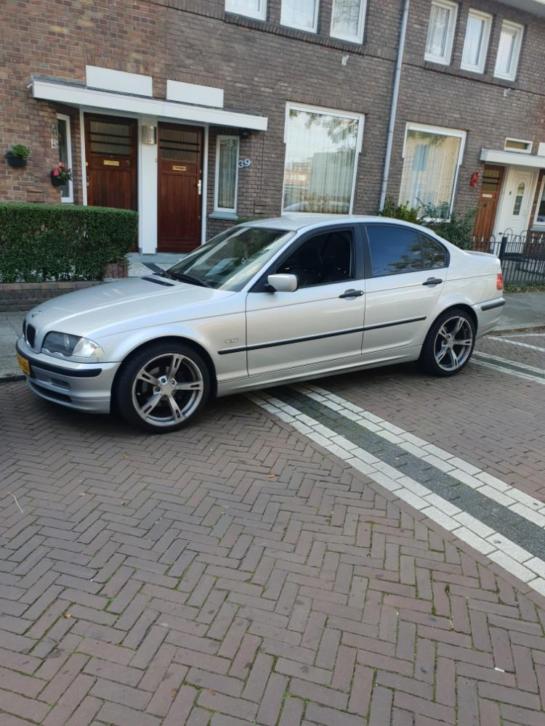 BMW e46 3-Serie 1.9 I 318 2000 Grijs