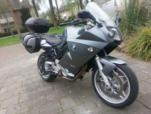 BMW F 800 ST ABS met maar 21.640 km op teller