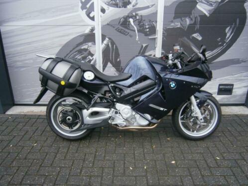 Bmw f 800 st bj 2009