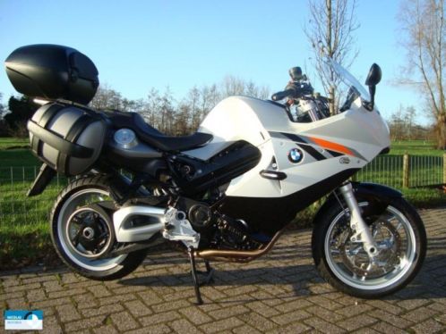 BMW F 800 ST (bj 2012) NIEUWSTAAT EN VEEL EXTRA039S