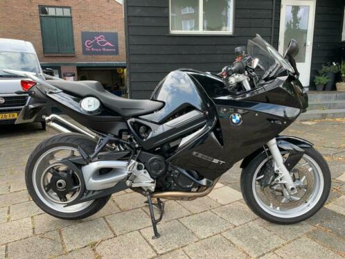 BMW F 800 ST (BJ2013) Topstaat Weinig km039s