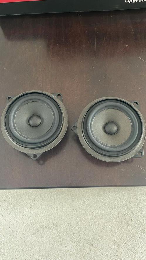 Bmw f serie speakers  woofers