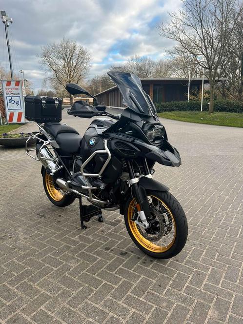 BMW GS 1250 Adventure  Modeljaar 2022  Topkoffer  Lage KM