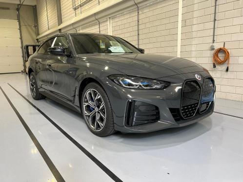 BMW i4 M50 Individual Dravitgrau Leder Vernasca Schwarz