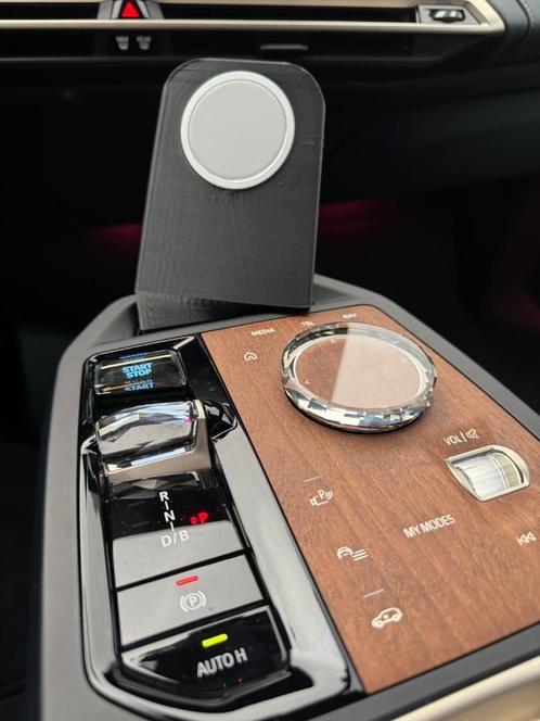 BMW IX - Iphone MagSafe Holder
