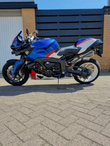 BMW K1200R met 13.500 km, Quickshifter amp veel Carbon