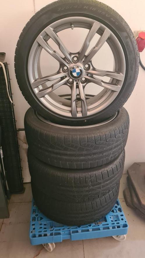 BMW M Gunmetal Grey met Pirelli rft 22545R18 Winterbanden