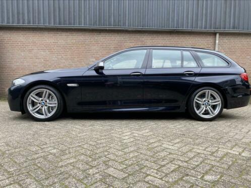 BMW M550d Touring Xdrive AUT 2013 Zwart