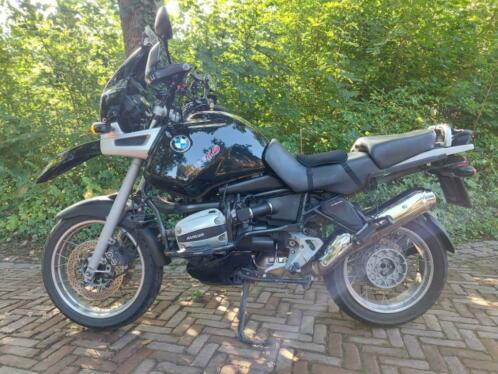 BMW R 1100 GS met koffers 1997.