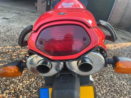 BMW R 1100 S mooie motor altijd binnen gestaan