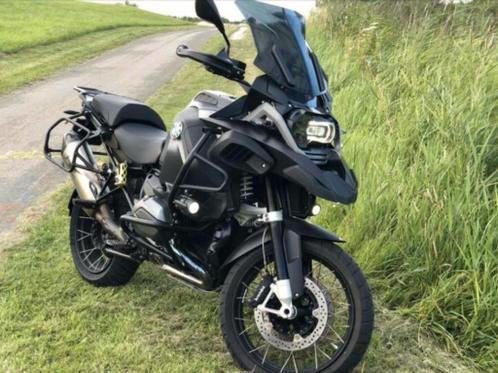 BMW R 1200 GS LC Adventure  Black Edition  Akrapovic 