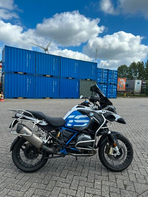 BMW R 1200 GS LC ADVENTURE met TFT scherm  akrapovic