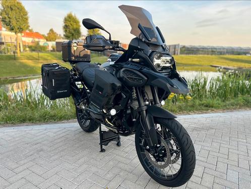 BMW R 1250 GS ADVENTURE TRIPLE BLACK 2023 AKRAPOVIC LONERIDE