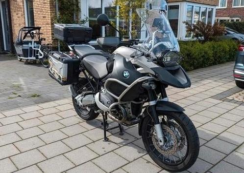 BMW R1200 GS Adventure met ESA, koffers en navigatie