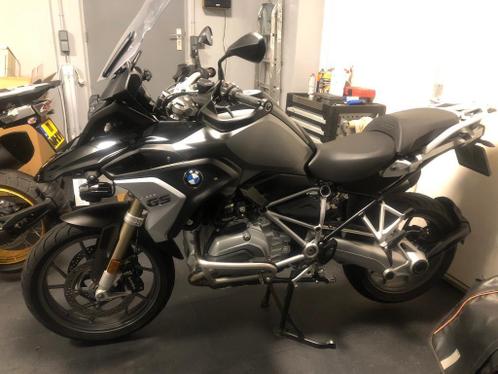 BMW R1200GS LC 17 in haast perfecte staat