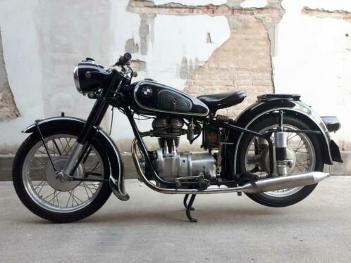 Bmw r253