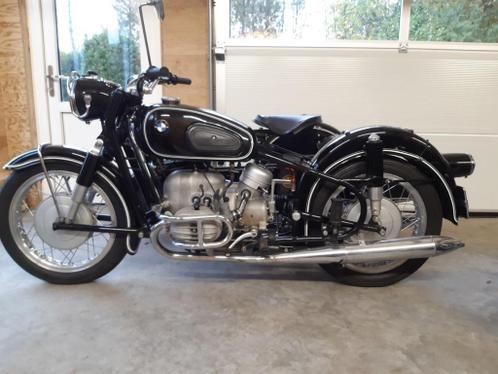 BMW R50 met Hollandia zijspan.