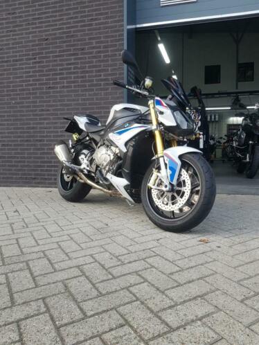 BMW S1000R HP Full Akra