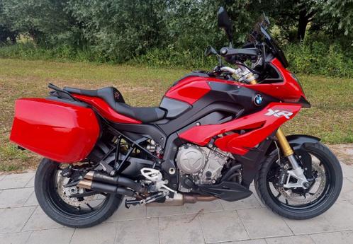 BMW S1000XR met koffers - full options. Topstaat