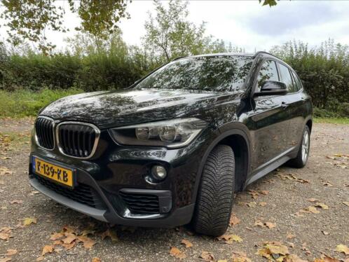 BMW X1 (f48) Sdrive18i 136pk Aut 2016 Zwart Sportline