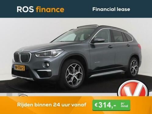 BMW X1 SDrive20i High Executive  Panoramadak  Leer  Sport