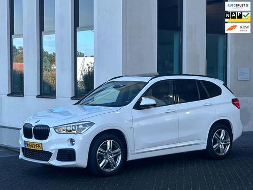 BMW X1 XDrive20i Automaat M sport pakket, panoramadak, trekh