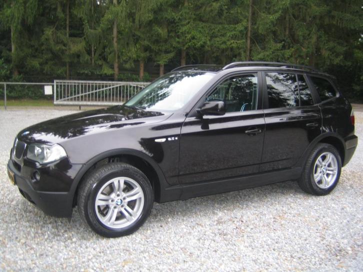 BMW X3 2.0 D AUT Executive, Individual, Navi, Volleder