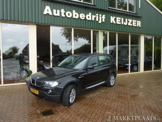 BMW X3 2.0d Business Line navi-trekhaak-parkeersensoren