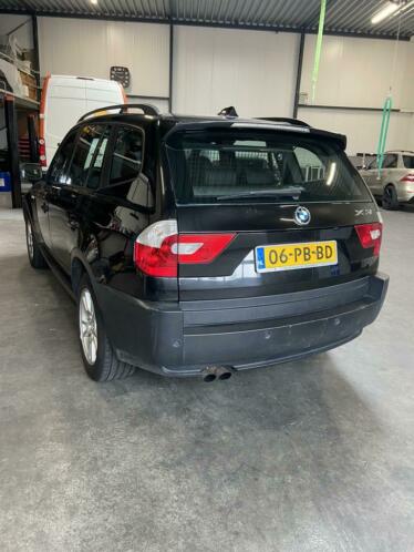 BMW X3 2.5 I 2004 Zwart