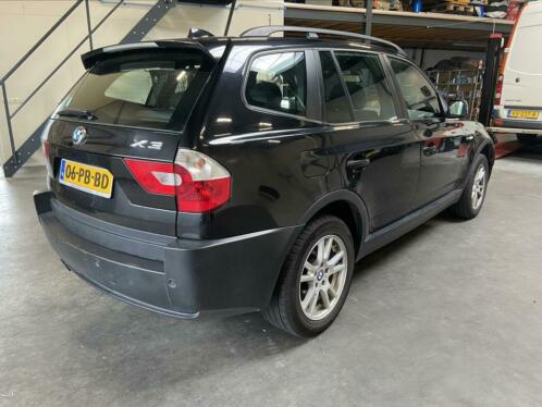 BMW X3 2.5 I 2004 Zwart