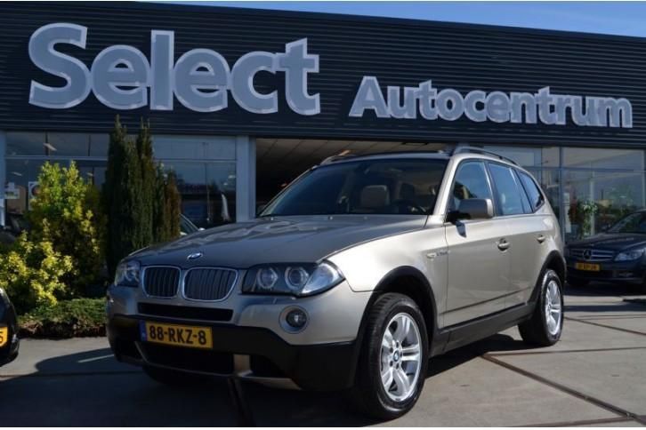 BMW X3 2.5SI High Executive Aut PANODAK LEDER XENON