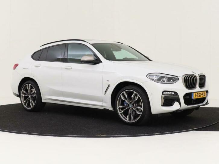 BMW X4 M40i 354 PK PANORAMADAK HEAD UP HARMAN KARDON ADAPTIV