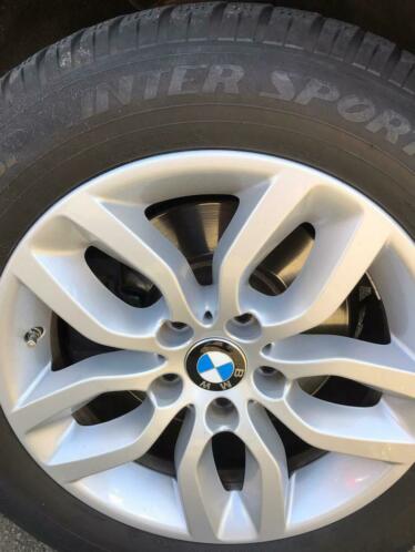 BMW X4 X3 17 lichtmetalen velgen  Dunlop winterbanden