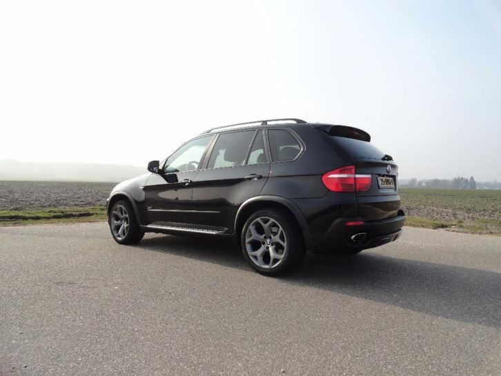 BMW X5 M-Pakket High exe. bj 2008 (mod. 09) CIC navi, NAP
