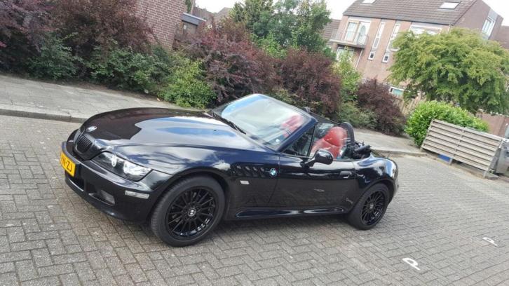 BMW Z3 1.9is 140pk wide body AIRCO XENON LEDER M-sport